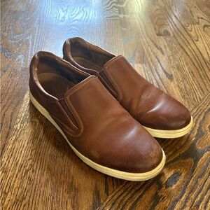 Vionic Brody dark brown leather slip-on sneakers Size 11